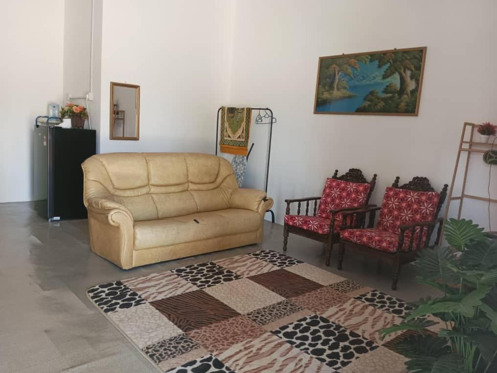 Homestay Lembah Tambunan Kampong Nail 外观 照片